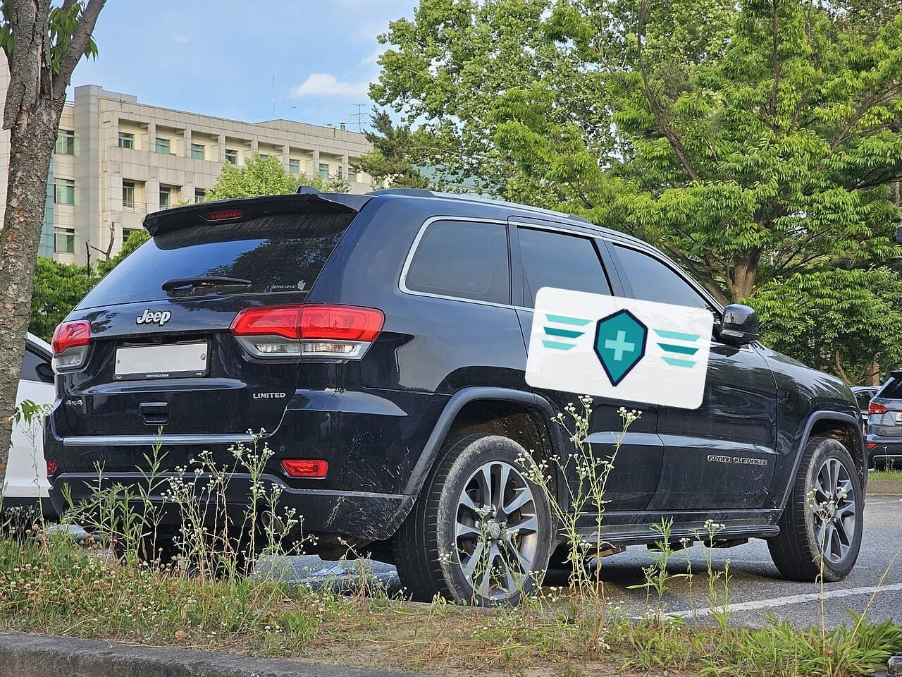 Medical courier vehicle for the DMV, 2020 Jeep Grand Cherokee